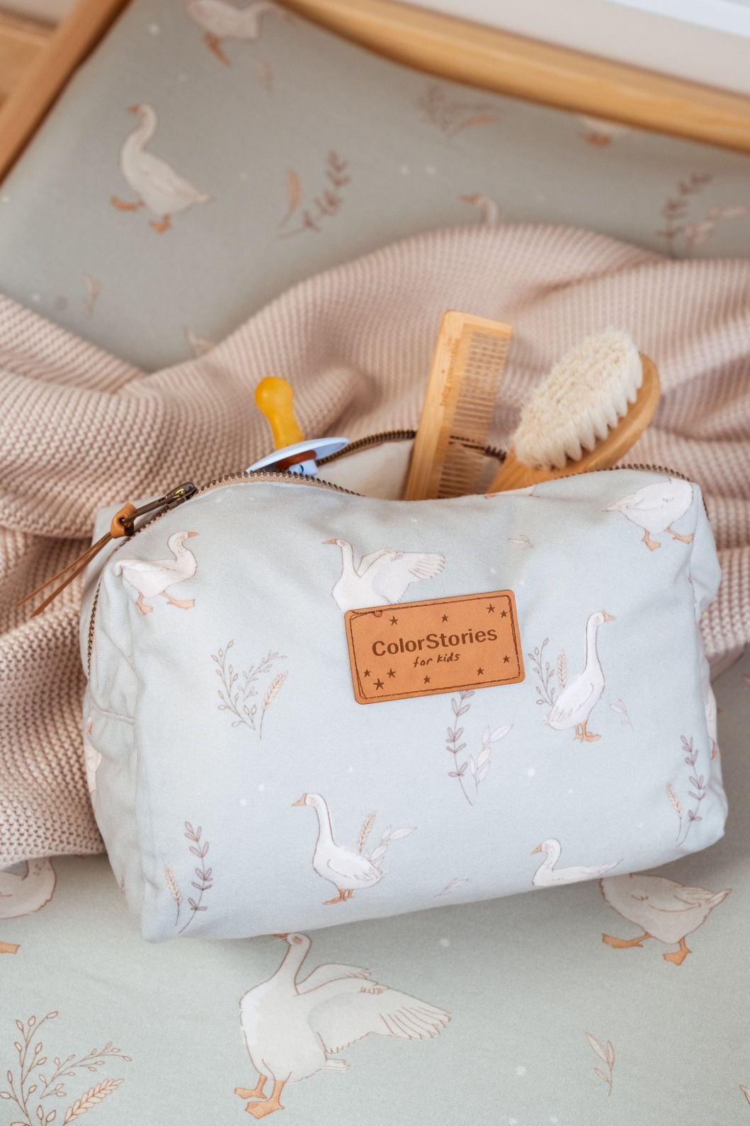 Kozmetická taštička - šťastná hus – Obrázok 3