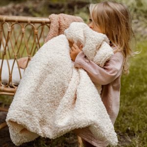 Teplá detská deka z ovčej kože – Obrázok 2